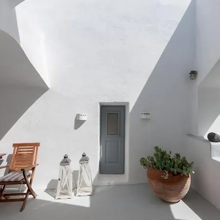 Sun Wind Santorini Villa Emporio (Santorini)